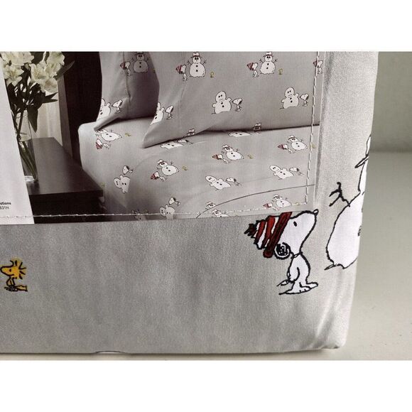Peanuts Snoopy Woodstock QUEEN SIZE Sheet Set Christmas Snowman Winter Grey NEW - Picture 8 of 11
